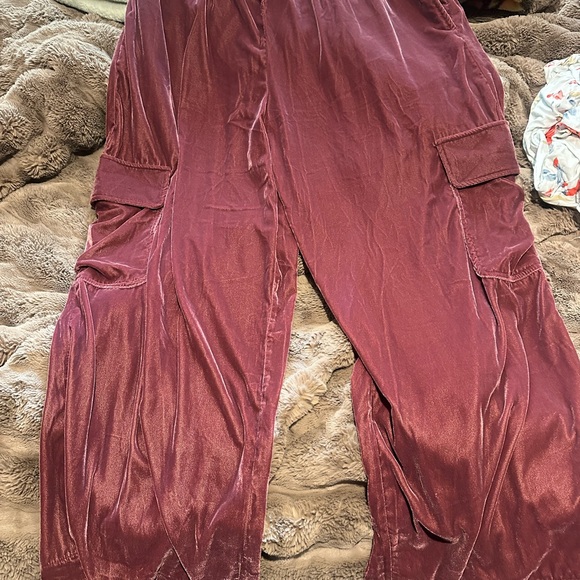 Universal Thread Pants - Universal Thread Maroon Velvet Trousers 2x
